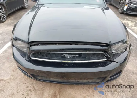 2014 Ford Mustang V6 из США, поврежденный, VIN 1ZVBP8AM0E5305543